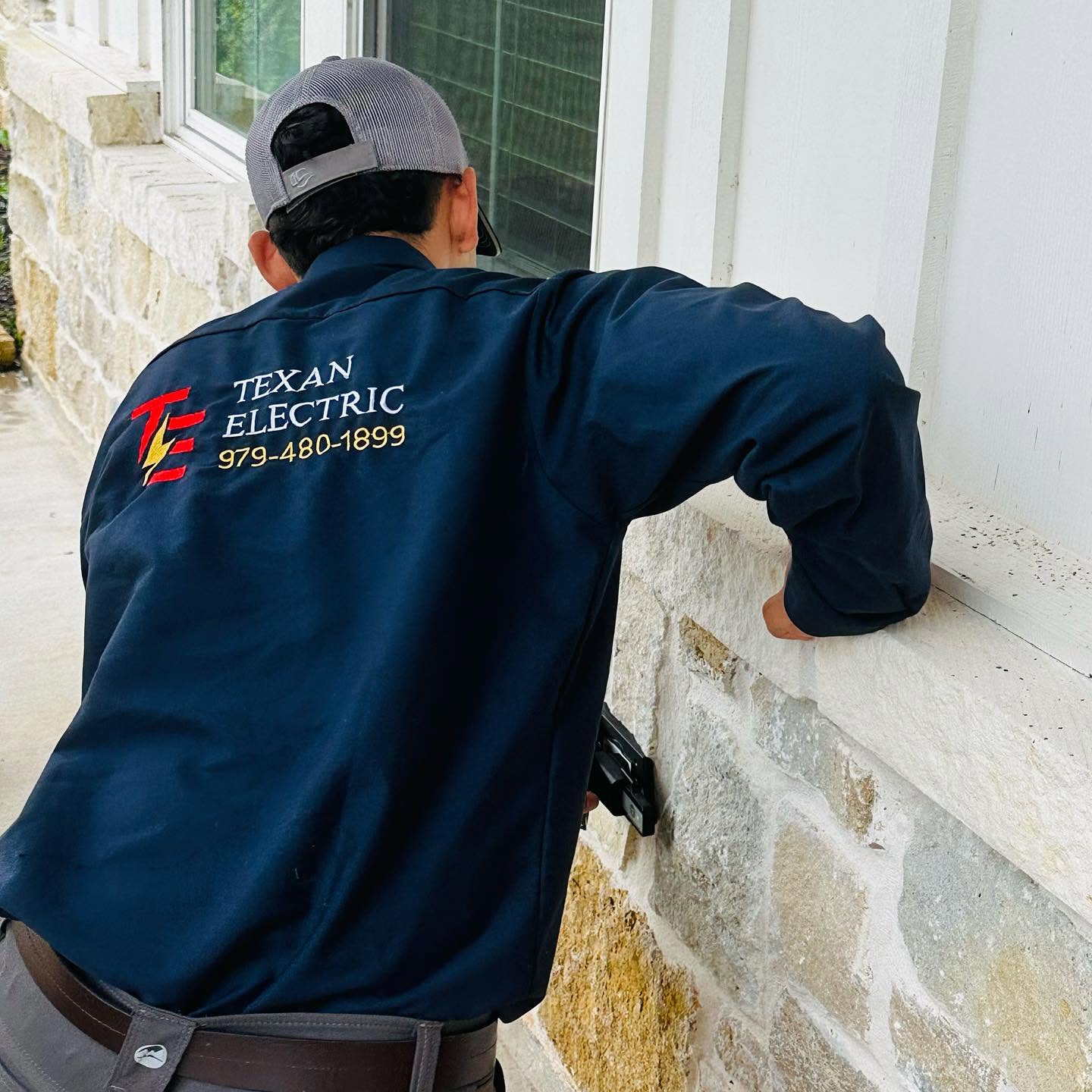 Texan Electric electrician